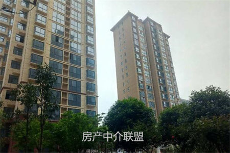 明湖中学附近港基文华园东区73万97m2中档装修出售