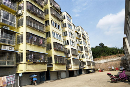 密州家和花园3室2厅2卫81万126m2精装修出售